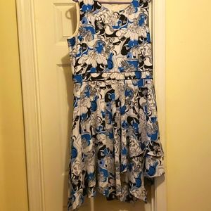 New York & Co. Sleeveless, Dress with flare bott
